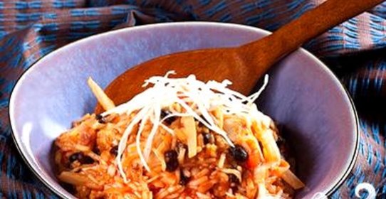 Курица с рисом и фасолью