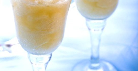 Маринованная дыня с гранитой из лайма и базилика