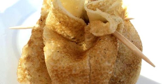 Блинчики с куриным филе и сыром