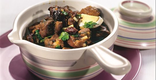 Баранина с медом и черносливом