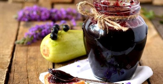 Кабачковый джем со смородиной