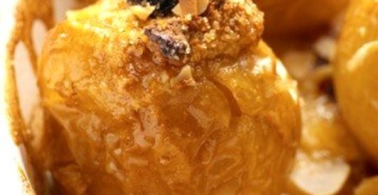 Фаршированные яблоки, запеченые в сидре