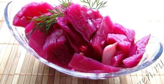 Маринованная капуста со свеклой