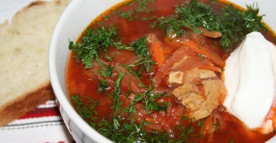 Борщ на индюшином бедрышке