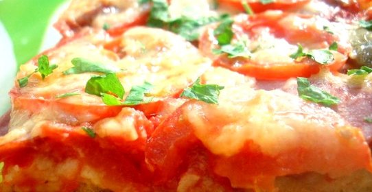 Пицца на творожно-кефирном тесте