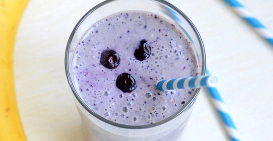 Черничный смузи с овсяными хлопьями