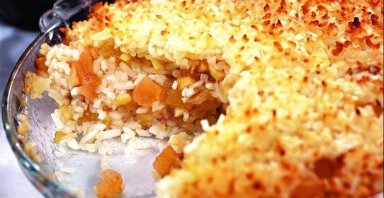 Рисовая каша с фруктами