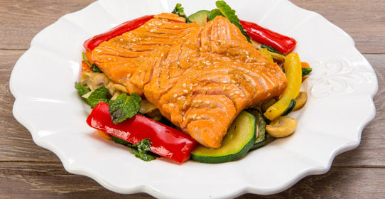 Маринованная форель с овощами по-китайски