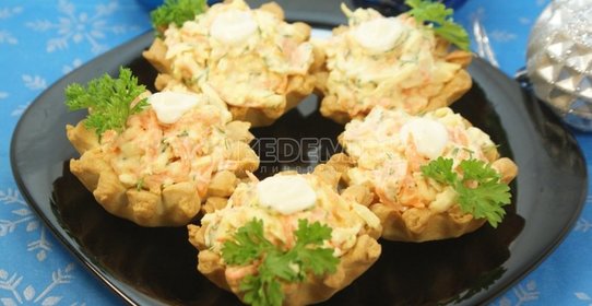 Борщ украинский с пампушками