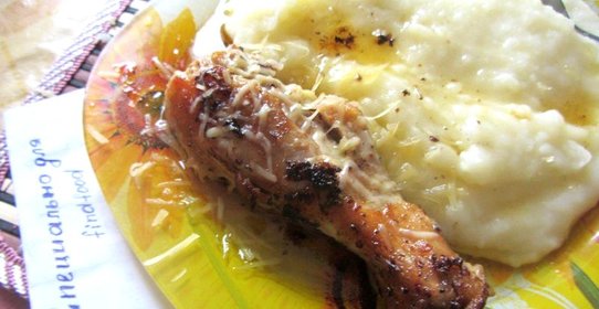 Куриные ножки с прованскими травами под сырной шубкой