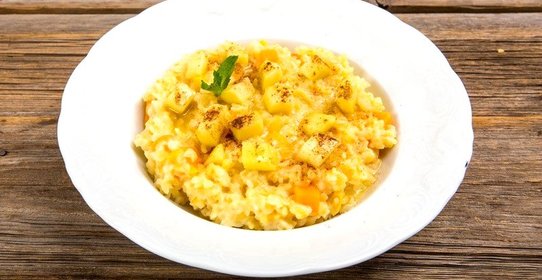 Каша из булгура с тыквой и яблоками