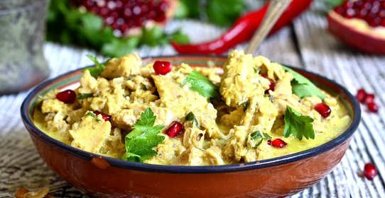 Индейка под соусом из грецких орехов