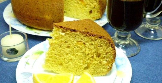 Кекс с курагой и лимонным соком