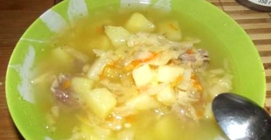 Щи с квашеной капустой