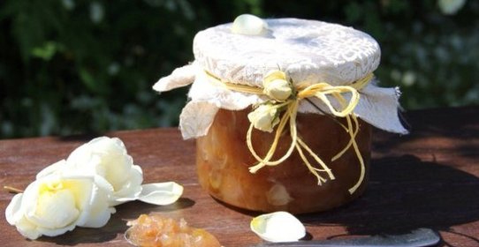 Варенье из лепестков белой розы