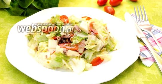 Салат с консервированным тунцом и сулугуни