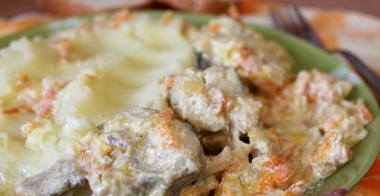 Минтай в сметане