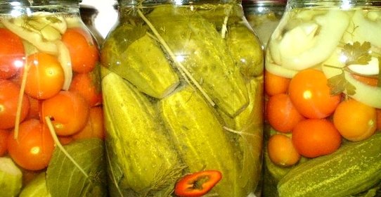 Острые маринованные огурчики на зиму