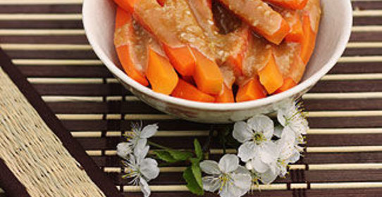 Салат из моркови