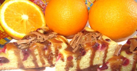 Апельсиновый пирог с клюквой в мультиварке