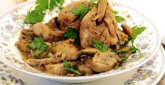 Курица с шампиньонами