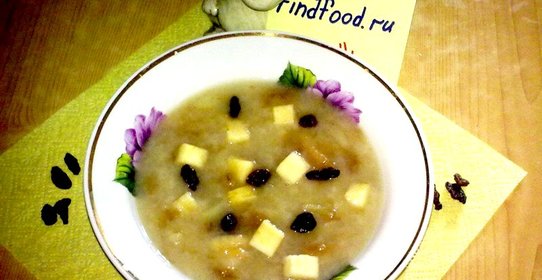 Хлебный суп с яблоками