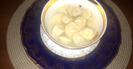 Домашние пельмени из говяжьего и куриного фарша