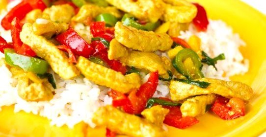 Куриное рагу с грибами и перцами