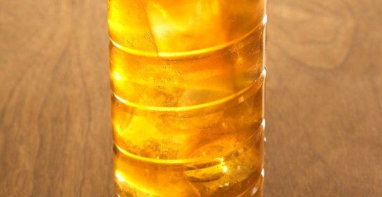 Коктейль «Дарк-н-сторми» (Dark’n’Stormy)