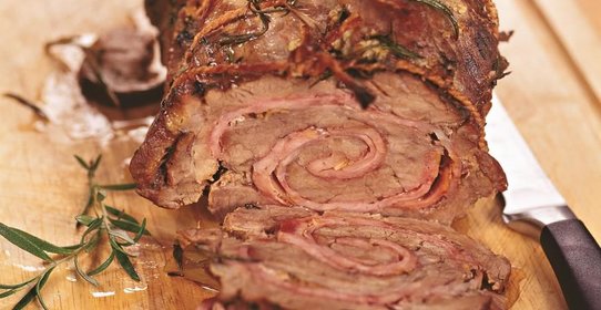 Свиной рулет с телячьей колбасой