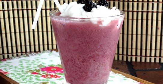Ежевично - дынный смузи