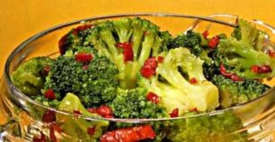 Брокколи с чили и мёдом