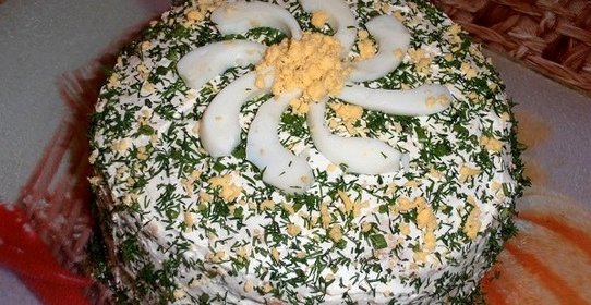Блинный пирог с курицей и грибами