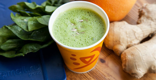 Зеленый смузи с грейпфрутом