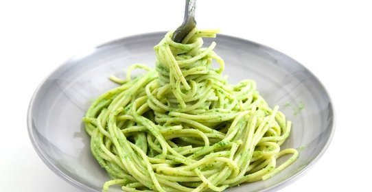 Спагетти с лимонным песто