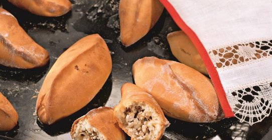 Пирожки с курицей и грибами