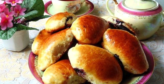 Пирожки с черникой