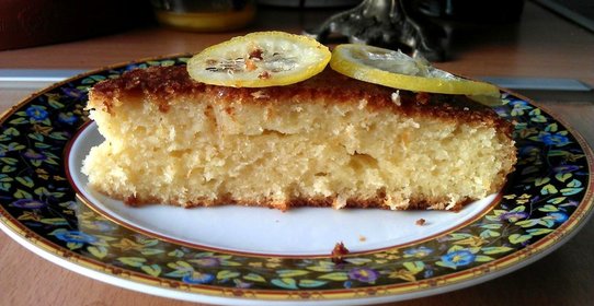 Кокосовый кекс с лимонным сиропом