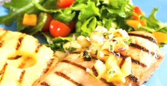 Курица с ананасом на гриле