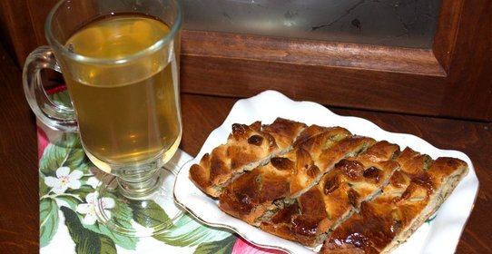 Пирог с курицей из дрожжевого теста