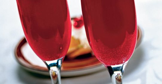 Игристый фруктовый коктейль