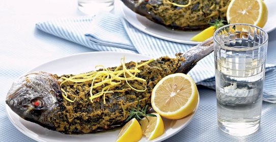 Дорада со шпинатом