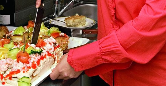 Бутербродный торт