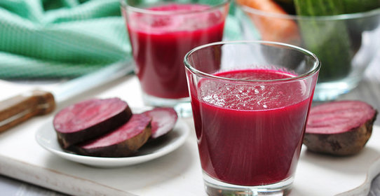 Смузи со свеклой и малиной