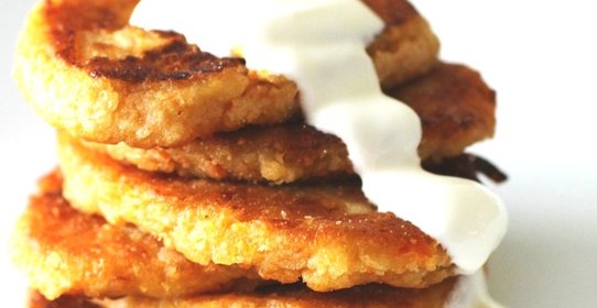 Морковно-яблочные оладьи с геркулесом