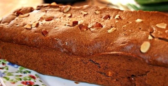 Грушево-миндальный пирог