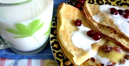 Блины с изюмом