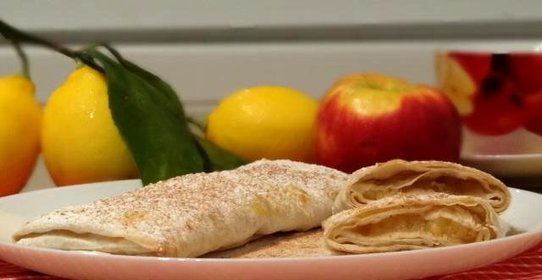 Штрудель яблочный