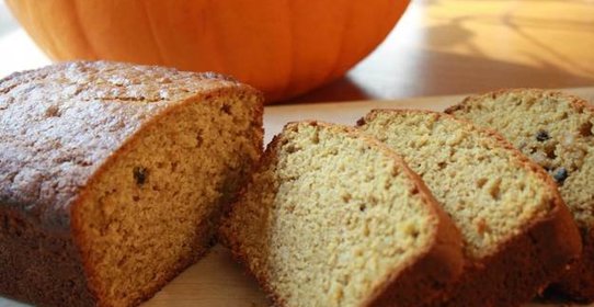 Хлеб с тыквой и зеленым луком