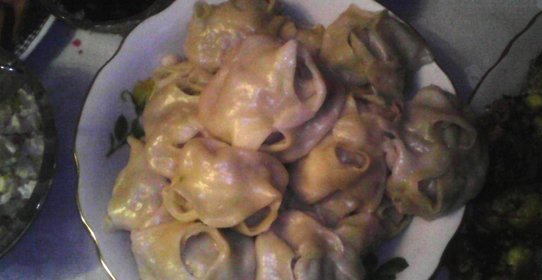 Манты из свиного фарша